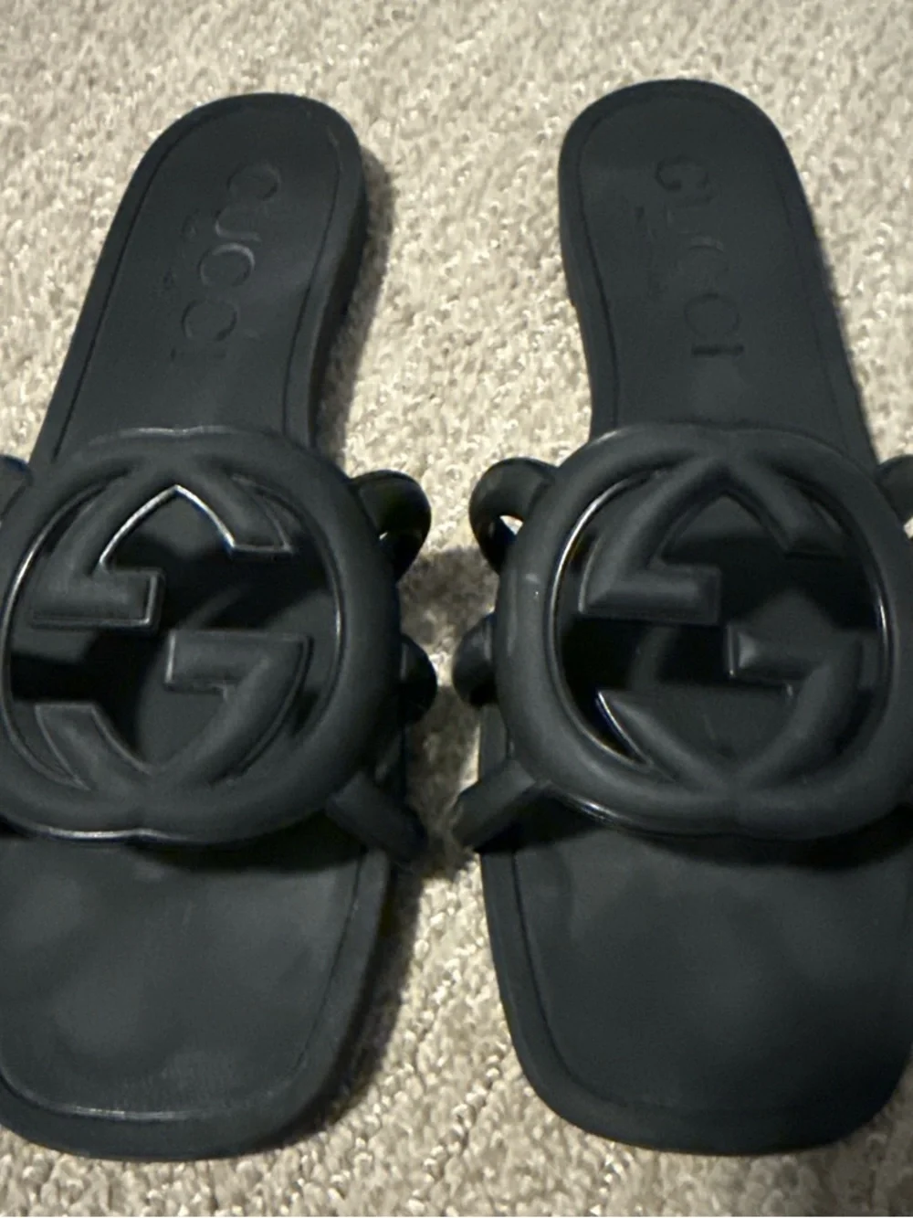 Authentic Gucci Black Interlocking GG Rubber Slide Sandals - Picture 7 of 7